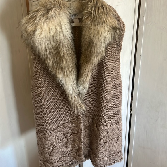 LOFT Jackets & Blazers - Trending Loft, adorable, tan and faux, fur wool vest, size large